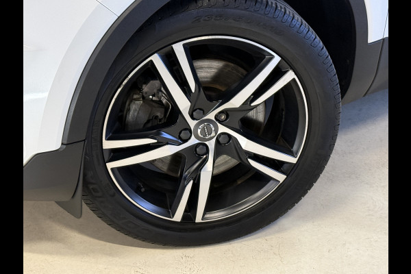 Volvo XC40 1.5 T4 Recharge R-Design Expression | Pano | Apple Carplay | Keyless