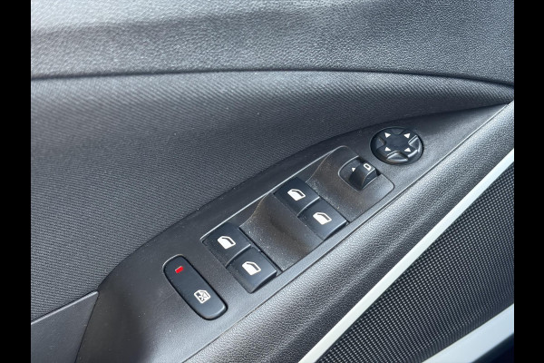 Opel Crossland X 1.2 Turbo Edition 2020 Dealer Onderhouden,Camera,Apple Carplay/Android Auto,110pk,Clima,Cruise,Pdc V+A,Rijstrooksensor,6 Bak,N.A.P,Bj 12-2020,Apk tot 01-2027