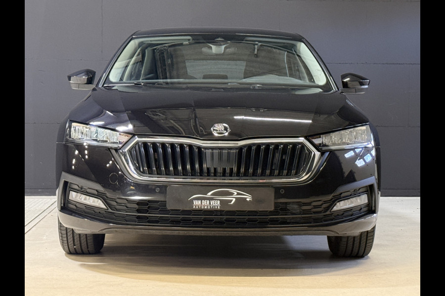 Škoda Octavia 1.0 e-TSI Business Edition | Draadloze lader | Carplay