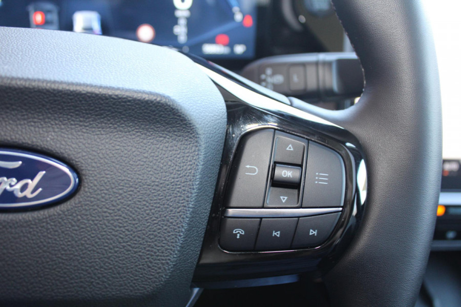 Ford Puma Gen-E Premium 44 kWh 168pk | Driver Assistance Pack | Winterpack | Panoramadak