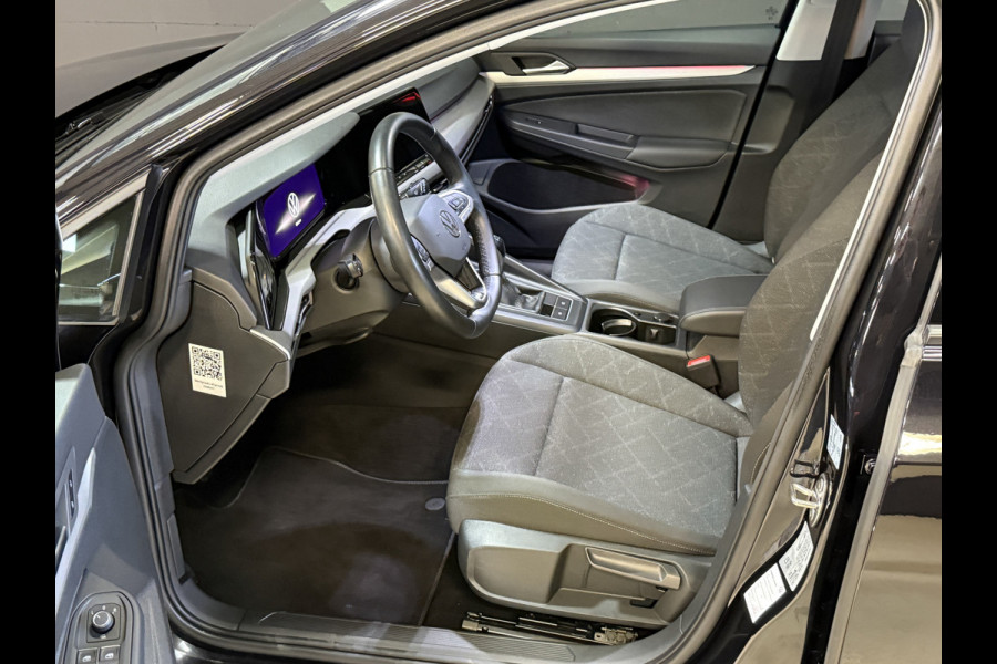 Volkswagen Golf Variant 1.0 TSI Life | Carplay | ACC | Draadloze lader