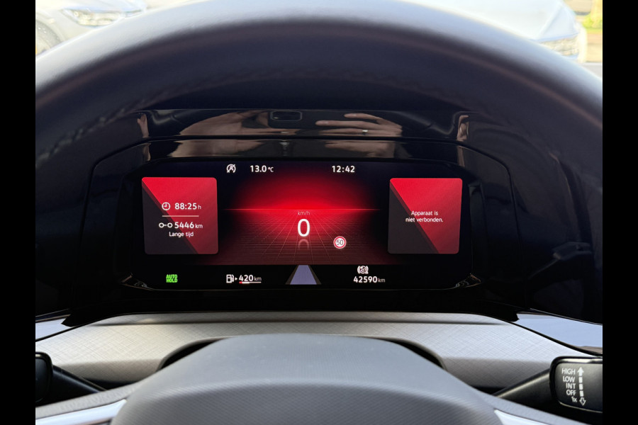 Volkswagen Golf Variant 1.0 TSI Life | Carplay | ACC | Draadloze lader