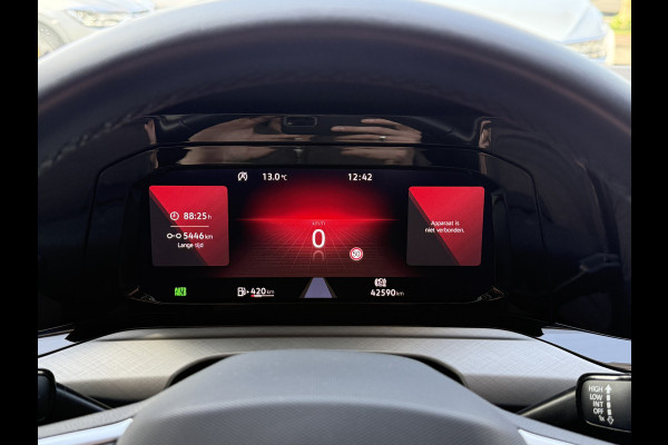 Volkswagen Golf Variant 1.0 TSI Life | Carplay | ACC | Draadloze lader