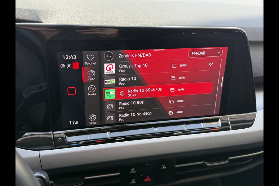 Volkswagen Golf Variant 1.0 TSI Life | Carplay | ACC | Draadloze lader