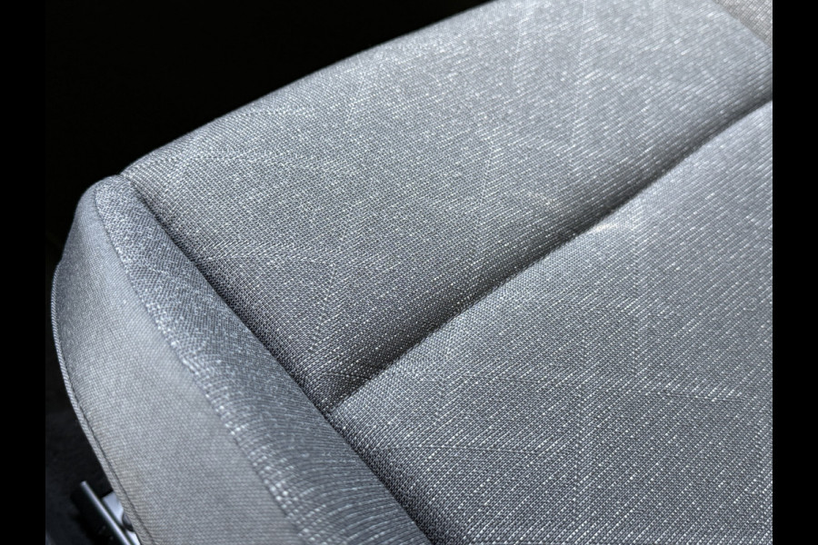 Volkswagen Golf Variant 1.0 TSI Life | Carplay | ACC | Draadloze lader