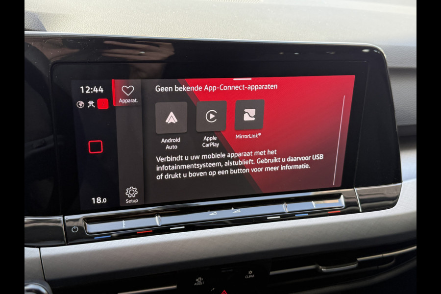 Volkswagen Golf Variant 1.0 TSI Life | Carplay | ACC | Draadloze lader