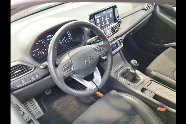 Hyundai i30 Fastback 1.0 T-GDI Premium | LED | Apple&Android auto