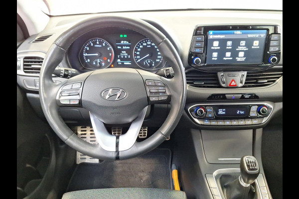 Hyundai i30 Fastback 1.0 T-GDI Premium | LED | Apple&Android auto