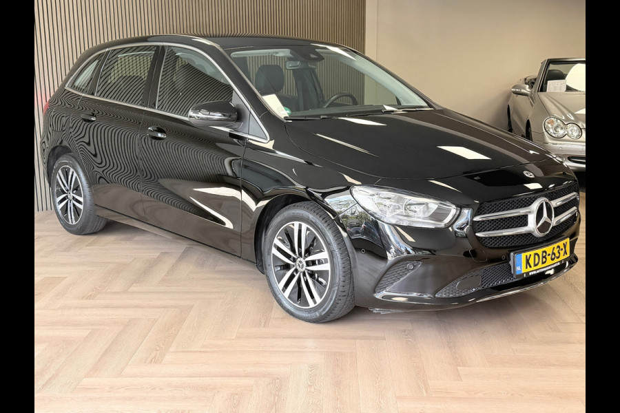 Mercedes-Benz B-Klasse B250e PLUG-IN HYBRIDE NAVIGATIE CAMERA CLIMATE CRUISE CONTROL PDC APPLE CARPLAY