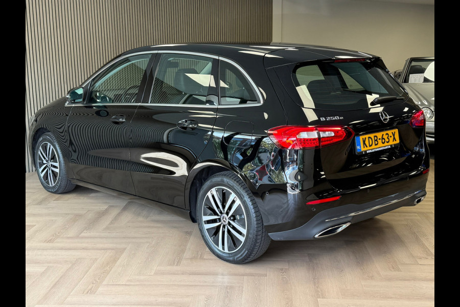 Mercedes-Benz B-Klasse B250e PLUG-IN HYBRIDE NAVIGATIE CAMERA CLIMATE CRUISE CONTROL PDC APPLE CARPLAY