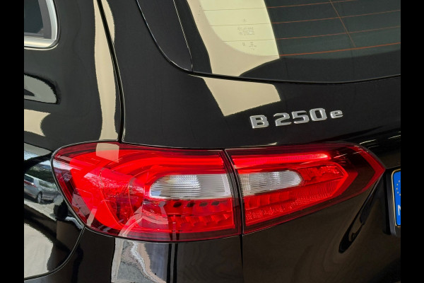 Mercedes-Benz B-Klasse B250e PLUG-IN HYBRIDE NAVIGATIE CAMERA CLIMATE CRUISE CONTROL PDC APPLE CARPLAY