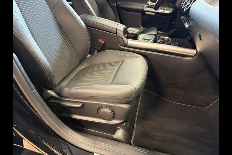 Mercedes-Benz B-Klasse B250e PLUG-IN HYBRIDE NAVIGATIE CAMERA CLIMATE CRUISE CONTROL PDC APPLE CARPLAY