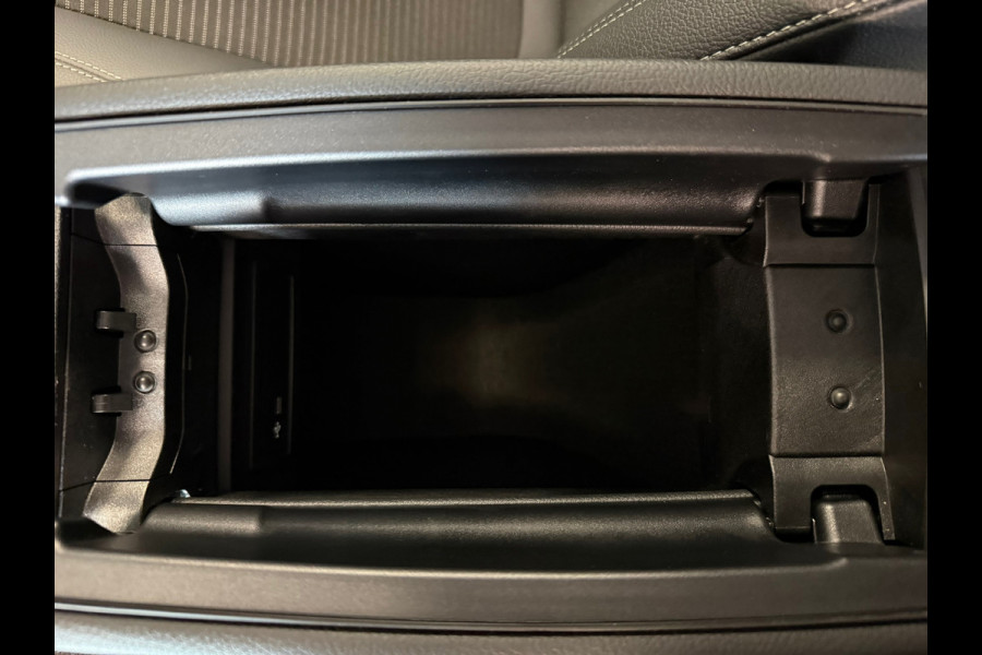 Mercedes-Benz B-Klasse B250e PLUG-IN HYBRIDE NAVIGATIE CAMERA CLIMATE CRUISE CONTROL PDC APPLE CARPLAY