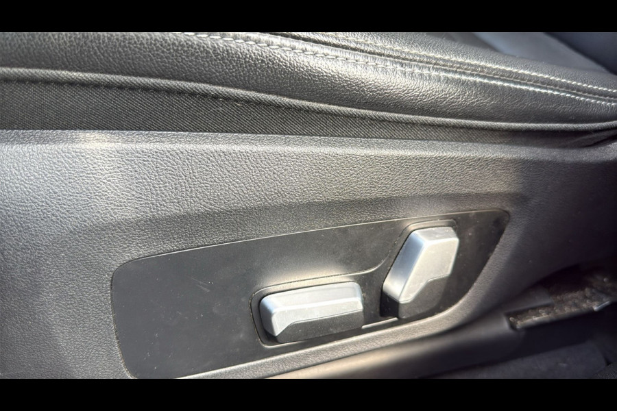 BMW iX3 Executive 80 kWh|PANO|DEALER ONDERHOUDEN|