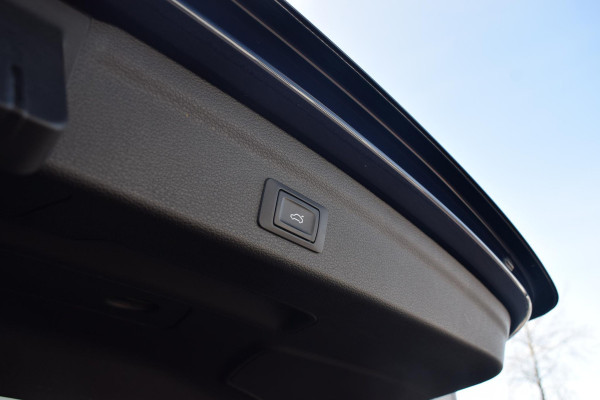 Audi Q3 35 TFSI | Apple Carplay | Elektr. achterklep | Dodehoek det. |