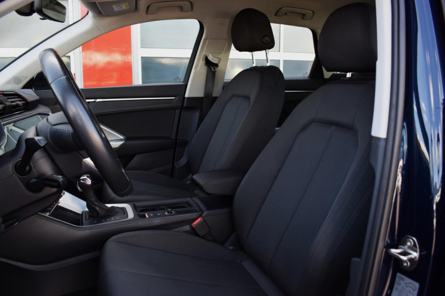 Audi Q3 35 TFSI | Apple Carplay | Elektr. achterklep | Dodehoek det. |