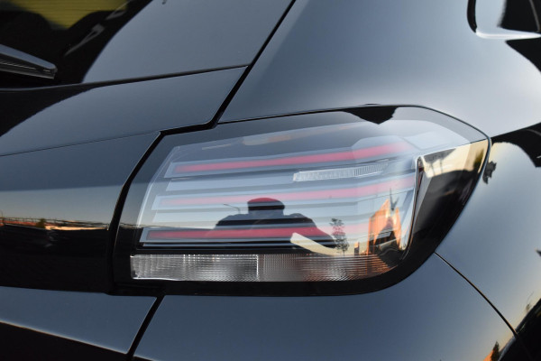 Peugeot 208 1.2 PureTech 100 PK Aut Allure | Carplay | Navi | PDC | Incl. garantie