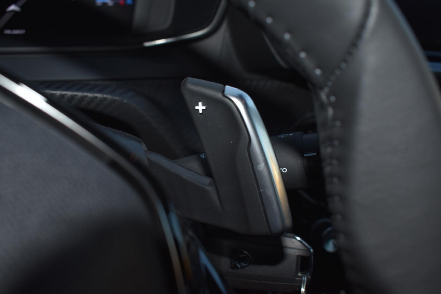 Peugeot 208 1.2 PureTech 100 PK Aut Allure | Carplay | Navi | PDC | Incl. garantie