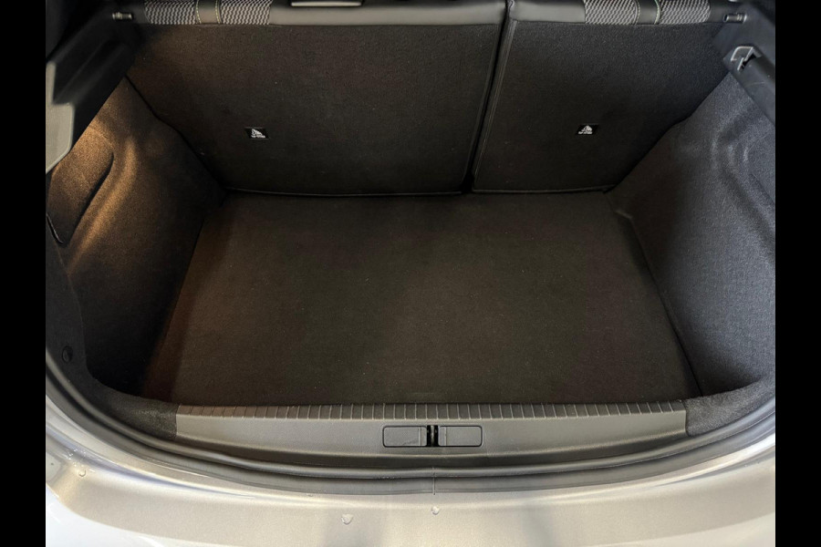 Peugeot 208 1.2 Turbo 100PK GT | Carplay | 360 Camera | Incl. garantie