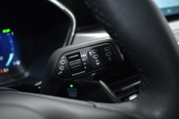 Ford Kuga 2.5 PHEV 225PK Aut. Titanium | Navi | Camera | Stoel- & Stuurverw. | Incl. garantie