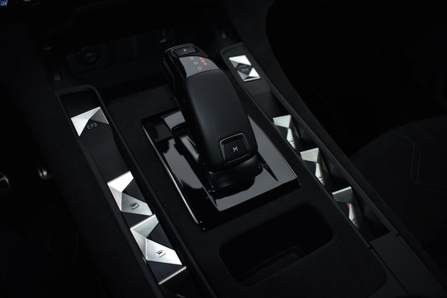 DS 7 Crossback 1.6 PureTech 180PK Aut. Performance Line+ | Navi | LED | Camera | Incl. garantie