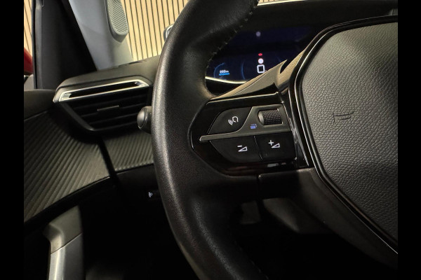 Peugeot 2008 1.2 PureTech 130PK Allure Pack | Carplay | Camera | 3D Dashb. | Stoelverw. | Incl. garantie