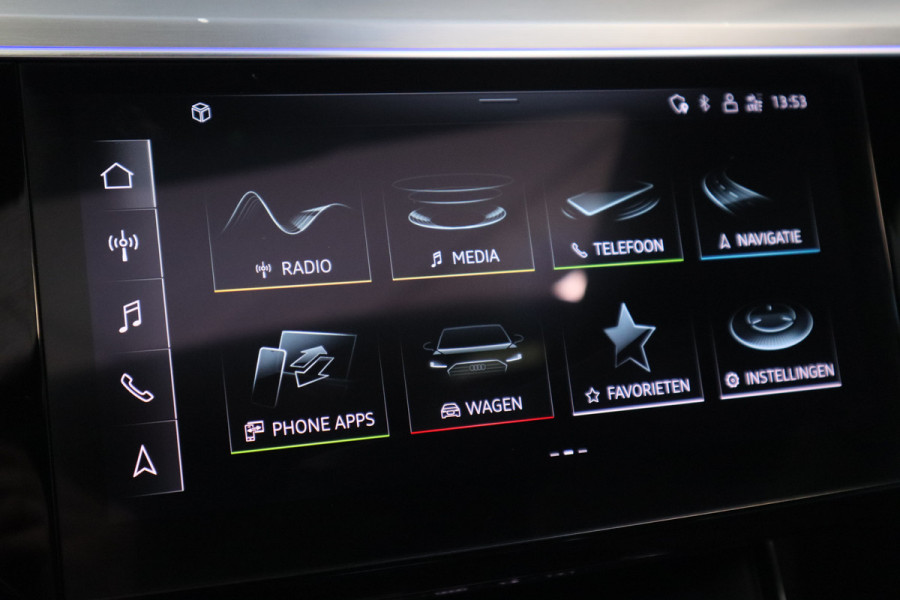 Audi e-tron 55 quattro S edition 95 kWh Panoramadak Memory 22'' ! 2e Paasdag geopend van 12.00 tot 17:00u !