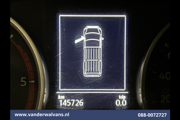 Volkswagen Crafter 2.0 TDI 140pk L3H3 L2H2 Euro6 Airco | Camera | Apple Carplay | Cruisecontrol Android Auto, Parkeersensoren, Bijrijdersbank, 3000kg Trekvermogen, zilver