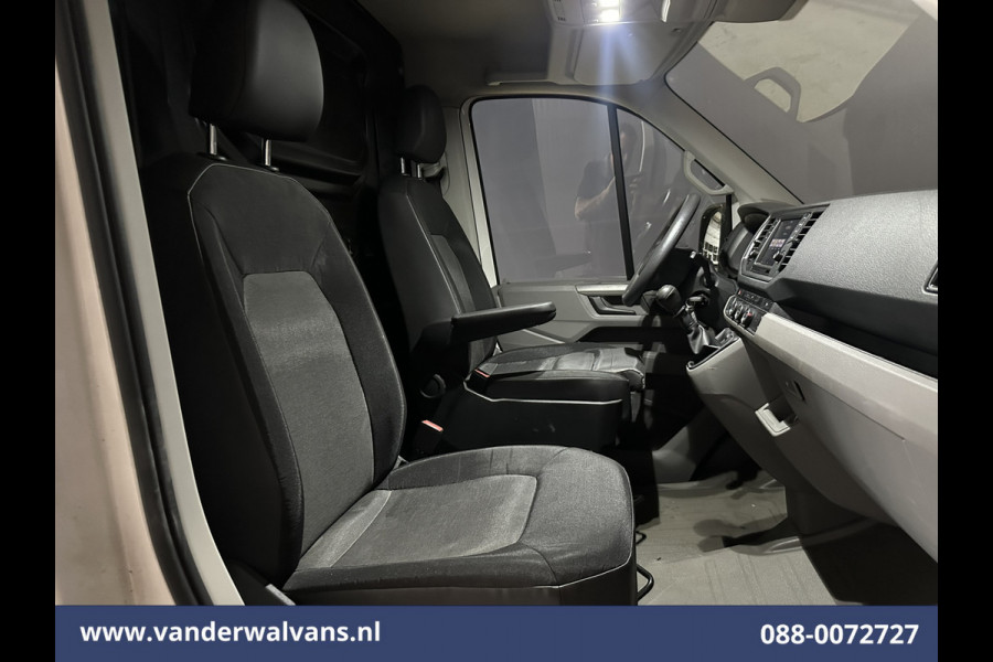 Volkswagen Crafter 2.0 TDI 140 pk L3H3 L2H2 Euro6 Airco | Camera | Navigatie | Apple Carplay | Massagestoel Android Auto, Parkeersensoren, 3000kg trekvermogen