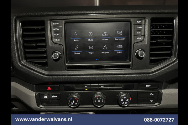 Volkswagen Crafter 2.0 TDI 140 pk L3H3 L2H2 Euro6 Airco | Camera | Navigatie | Apple Carplay | Massagestoel Android Auto, Parkeersensoren, 3000kg trekvermogen
