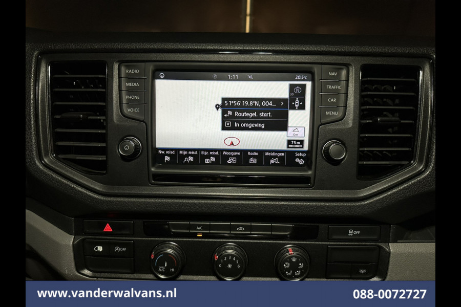Volkswagen Crafter 2.0 TDI 177pk L3H3 L2H2 Euro6 Airco | Camera | Navigatie | Apple Carplay | Cruisecontrol Android Auto, Chauffeursstoel, 3000kg trekvermogen, Massagestoel