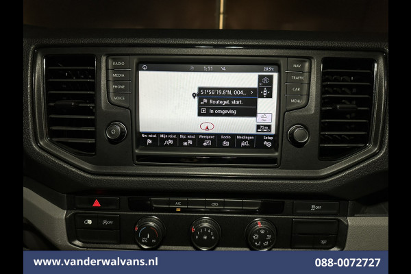 Volkswagen Crafter 2.0 TDI 177pk L3H3 L2H2 Euro6 Airco | Camera | Navigatie | Apple Carplay | Cruisecontrol Android Auto, Chauffeursstoel, 3000kg trekvermogen, Massagestoel