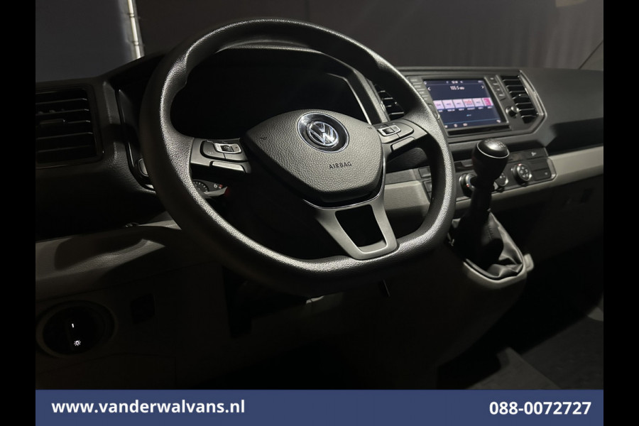 Volkswagen Crafter 2.0 TDI 177pk L3H3 L2H2 Euro6 Airco | Camera | Navigatie | Apple Carplay | Cruisecontrol Android Auto, Chauffeursstoel, 3000kg trekvermogen, Massagestoel