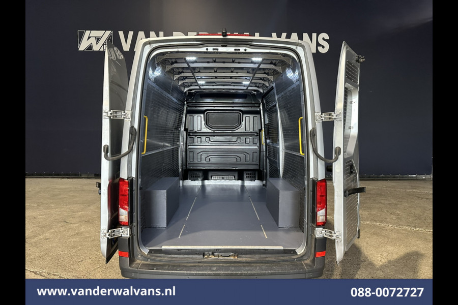 Volkswagen Crafter 2.0 TDI 141pk L3H3 L2H2 Euro6 Airco | Camera | Apple Carplay | Cruisecontrol | Chauffeursstoel Parkeersensoren, Bijrijdersbank, 3000kg trekvermogen,  Android Auto