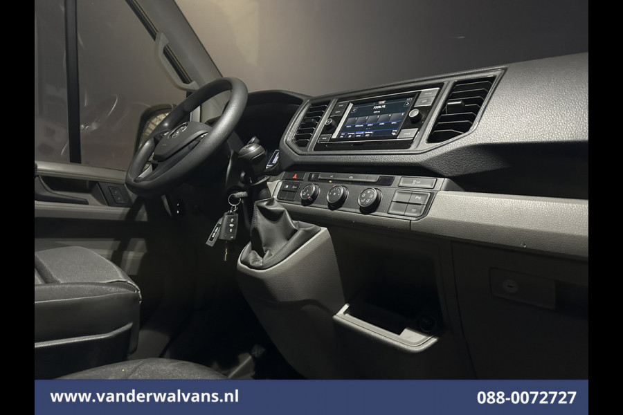 Volkswagen Crafter 2.0 TDI 141pk L3H3 L2H2 Euro6 Airco | Camera | Apple Carplay | Cruisecontrol | Chauffeursstoel Parkeersensoren, Bijrijdersbank, 3000kg trekvermogen,  Android Auto