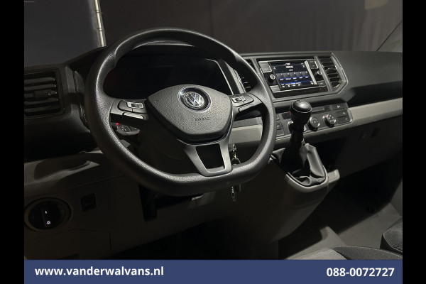 Volkswagen Crafter 2.0 TDI 141pk L3H3 L2H2 Euro6 Airco | Camera | Apple Carplay | Cruisecontrol | Chauffeursstoel Parkeersensoren, Bijrijdersbank, 3000kg trekvermogen,  Android Auto