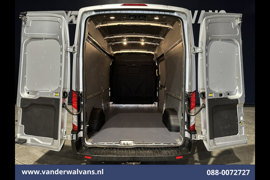 Ford Transit 2.0 TDCI 170pk L3H3 Euro6 Airco | Navigatie | 2500kg Trekhaak | Cruisecontrol Verwarmde voorruit, Parkeersensoren, Bijrijdersbank