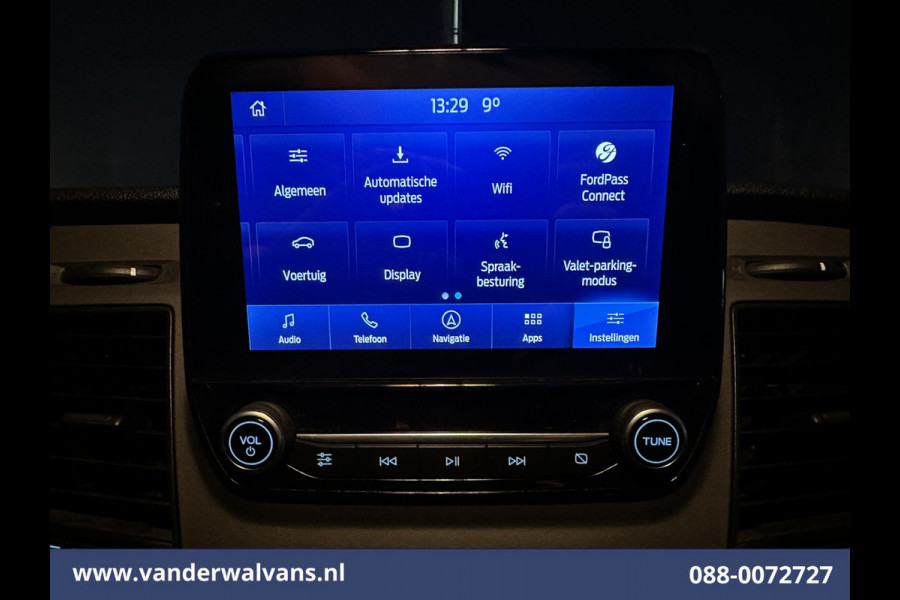 Ford Transit 2.0 TDCI 170pk L3H3 Euro6 Airco | Navigatie | 2500kg Trekhaak | Cruisecontrol Verwarmde voorruit, Parkeersensoren, Bijrijdersbank