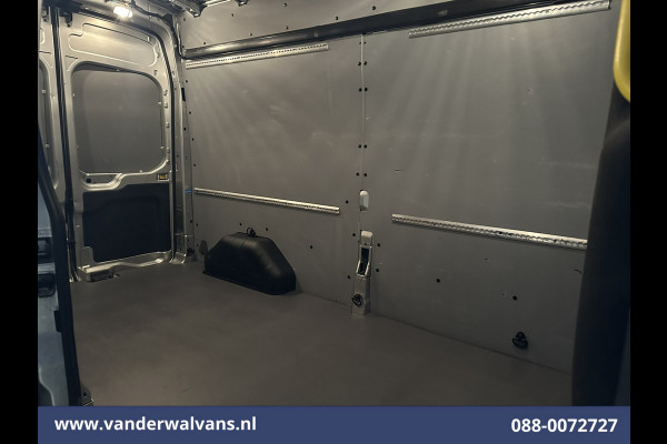 Ford Transit 2.0 TDCI 170pk L3H3 Euro6 Airco | Navigatie | 2500kg Trekhaak | Cruisecontrol Verwarmde voorruit, Parkeersensoren, Bijrijdersbank