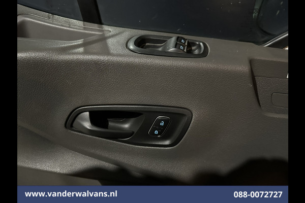 Ford Transit 2.0 TDCI 170pk L3H3 Euro6 Airco | Navigatie | 2500kg Trekhaak | Cruisecontrol Verwarmde voorruit, Parkeersensoren, Bijrijdersbank