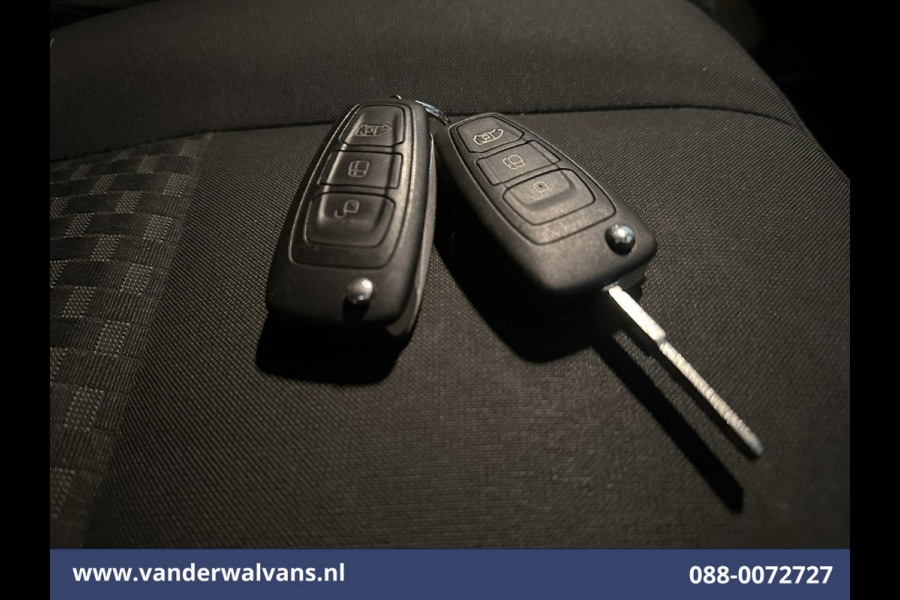 Ford Transit 2.0 TDCI 170pk L3H3 Euro6 Airco | Navigatie | 2500kg Trekhaak | Cruisecontrol Verwarmde voorruit, Parkeersensoren, Bijrijdersbank