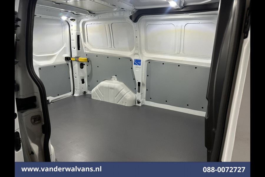 Ford Transit Custom 2.0 TDCI L1H1 Euro6 Airco | Navigatie | Camera | LED | Cruisecontrol Stoelverwarming Parkeersensoren, Verwarmde voorruit, Bijrijdersbank, 2500kg trekvermogen
