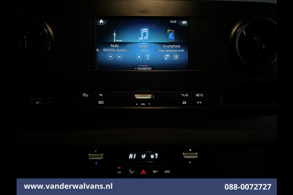 Mercedes-Benz Sprinter 316 CDI 163 pk L2H2 Euro6 Airco | 2800kg Trekhaak | Camera | Apple Carplay | Parkeersensoren inklapbare spiegels, standkachel, cruisecontrol, MBUX, Android auto