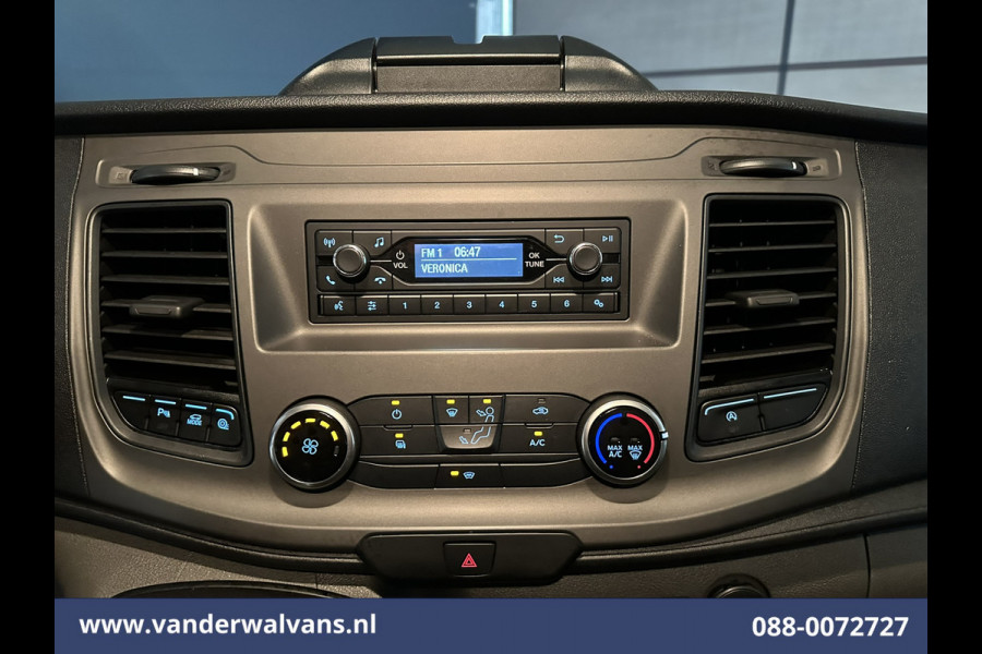 Ford Transit Custom 2.0 TDCI 130pk L2H1 Euro6 ** Airco | LED | Cruisecontrol | Verwarmde voorruit | Parkeersensoren Bijrijdersbank, 2800kg trekvermogen
