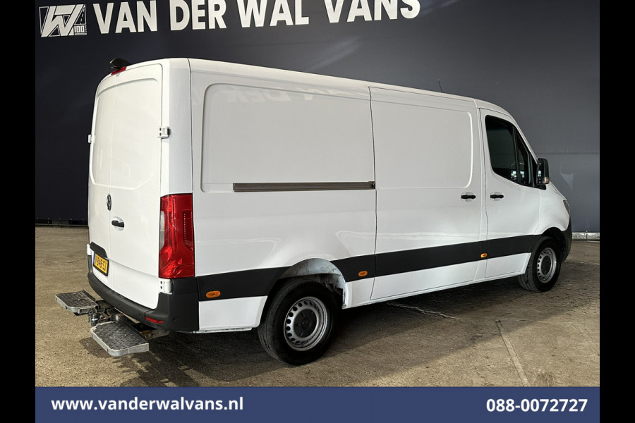 Mercedes-Benz Sprinter 316 CDI 163pk L2H1 Achterwiel aandrijving Euro6 Airco | 2800kg Trekhaak | Camera | Apple Carplay Parkeersensoren, Android Auto, Cruisecontrol