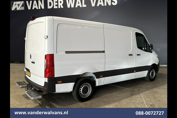 Mercedes-Benz Sprinter 316 CDI 163pk L2H1 Achterwiel aandrijving Euro6 Airco | 2800kg Trekhaak | Camera | Apple Carplay Parkeersensoren, Android Auto, Cruisecontrol