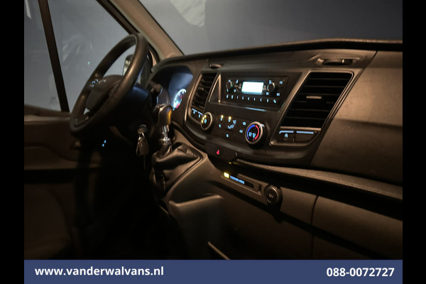 Ford Transit 2.0 TDCI L2H2 Euro6 Airco | 2450kg Trekhaak | LM velgen | Verwarmde voorruit Dakdragers, Bijrijdersbank