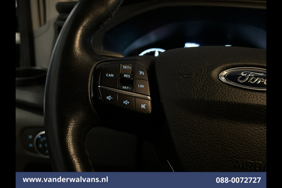 Ford Transit 2.0 TDCI 131pk L3H2 Euro6 Airco | Camera | Navigatie | Apple Carplay | Stoelverwarming Cruisecontrol, Android auto, Verwarmde voorruit, Parkeersensoren, Bijrijdersbank, 2500kg trekvermogen
