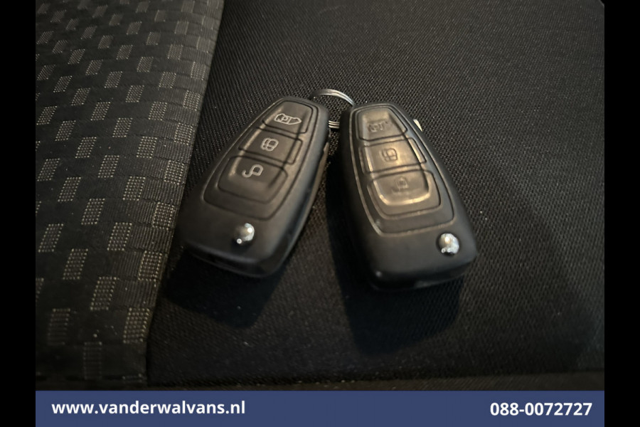 Ford Transit 2.0 TDCI 131pk L3H2 Euro6 Airco | Camera | Navigatie | Apple Carplay | Stoelverwarming Cruisecontrol, Android auto, Verwarmde voorruit, Parkeersensoren, Bijrijdersbank, 2500kg trekvermogen