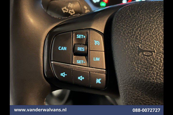 Ford Transit Custom 2.0 TDCI 131pk L2H1 Euro6 Airco | Apple Carplay | Android Auto | LED | Cruisecontrol Verwarmde voorruit, Stoelverwarming, Parkeersensoren Bijrijdersbank, 2800kg trekvermogen